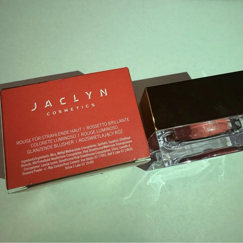 Jaclyn blush